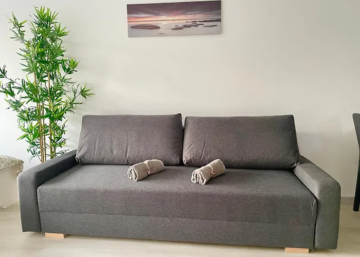 New - Free Parking - Balcony