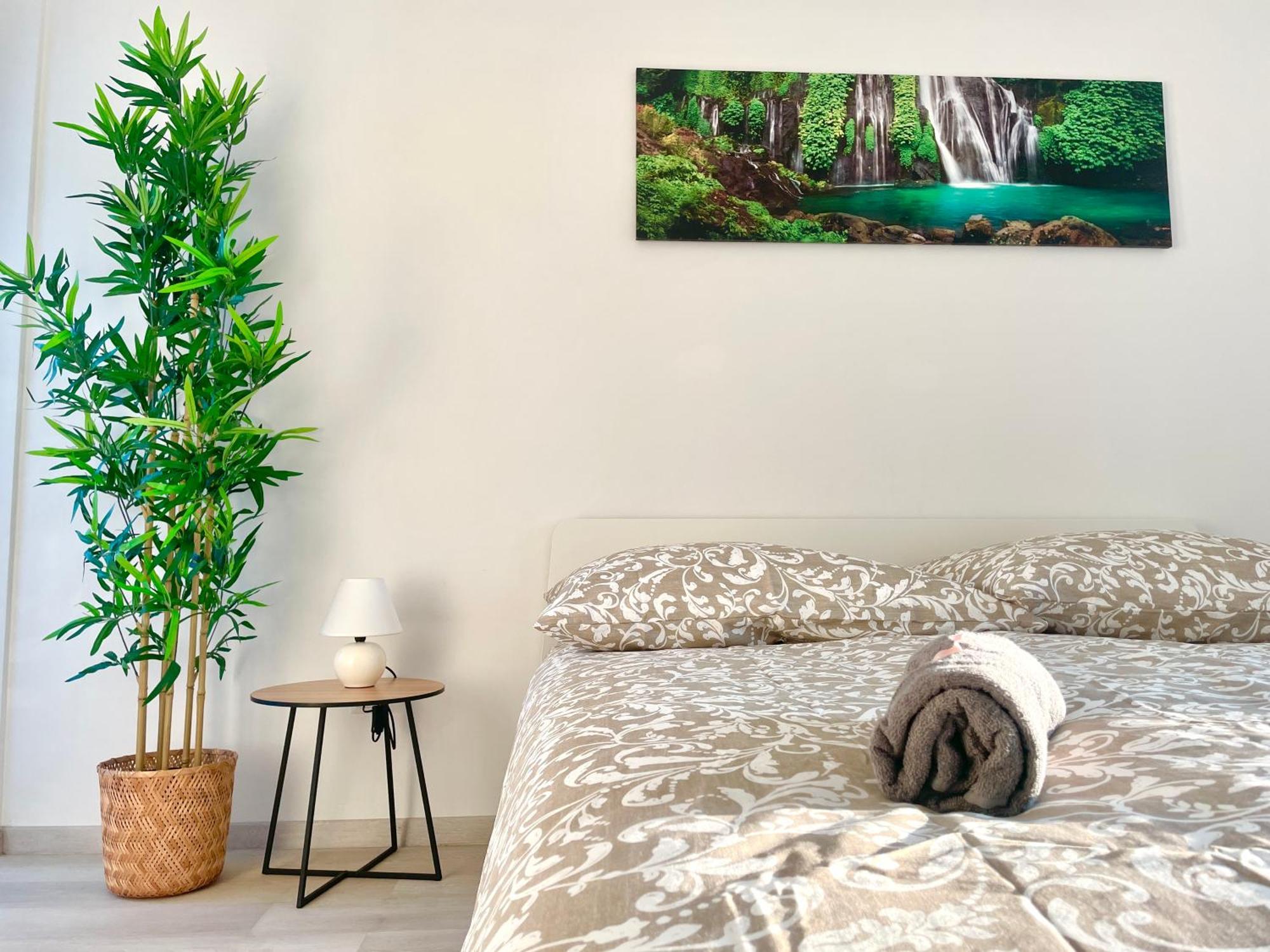 New - Free Parking - Balcony Appartement